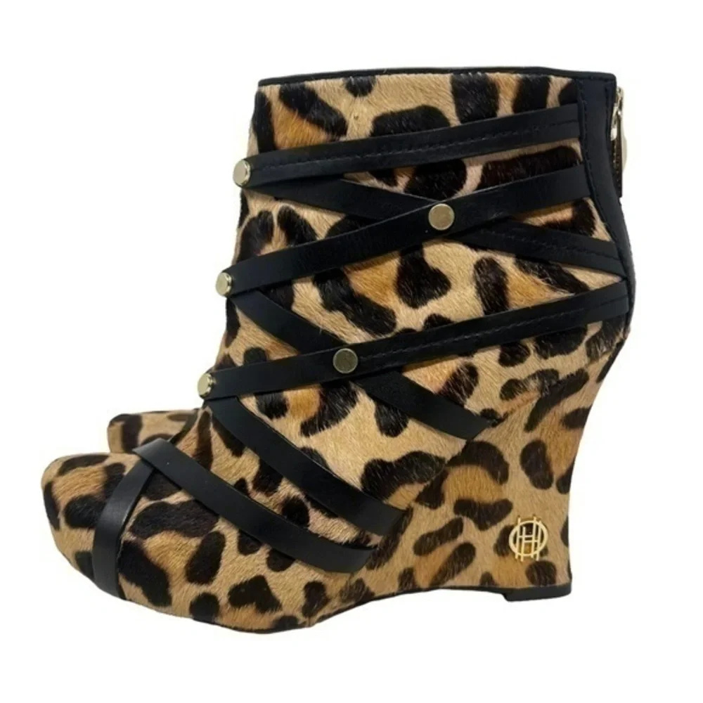 House Of Harlow Wedge Boots